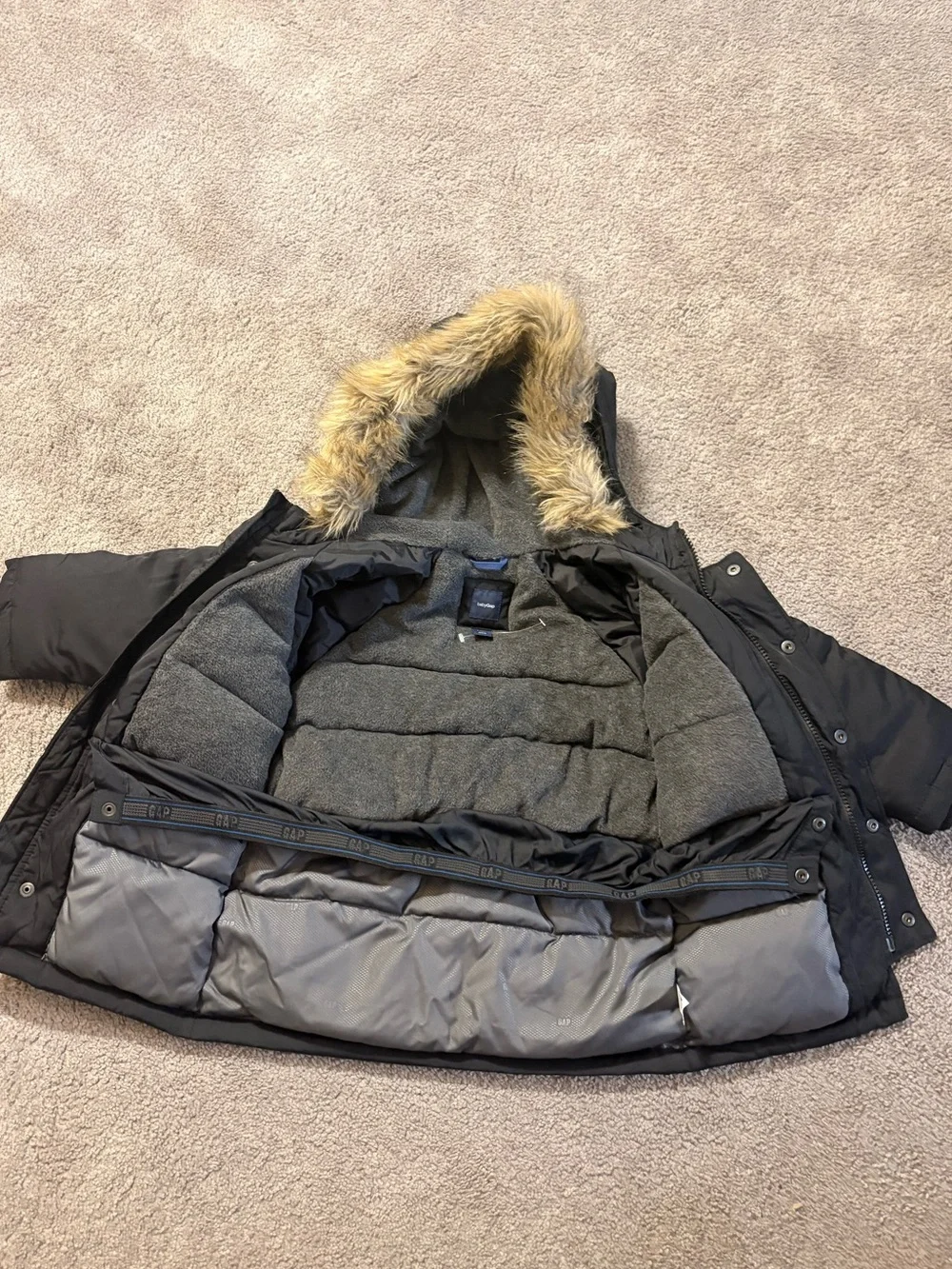 GAP Black Puffer Jacket with Faux Fur Trim